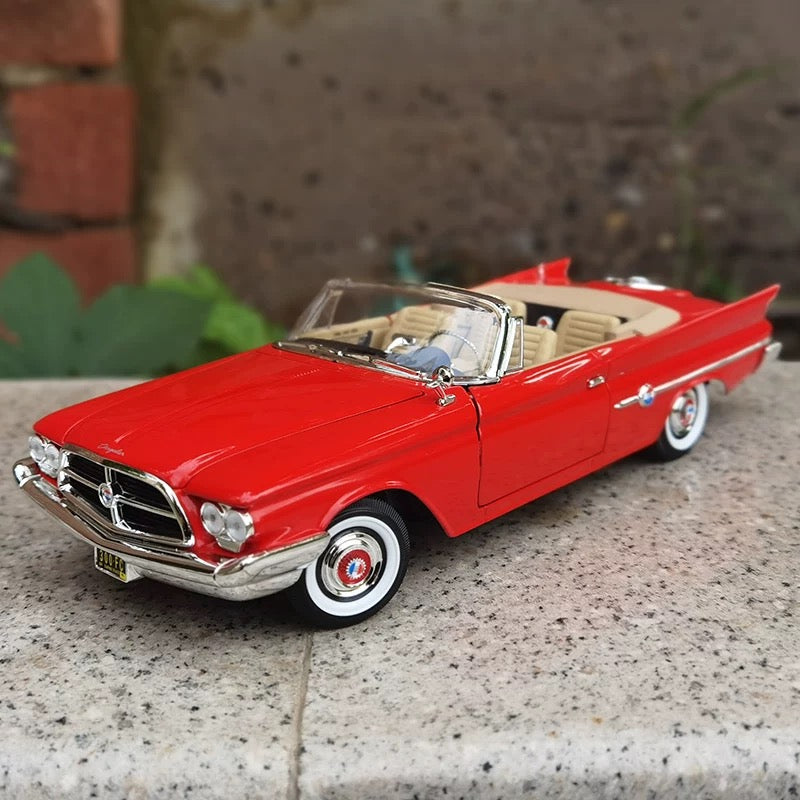 1/18 Chrysler 300F 1960 Convertible Classic Car Model