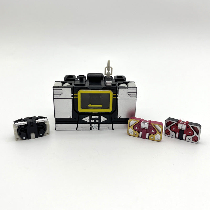 Transformer PocketToys PT-04 Soundwave Transforming Robot Toy with 3 Cassette Minions DX9 Mini Scale Figure