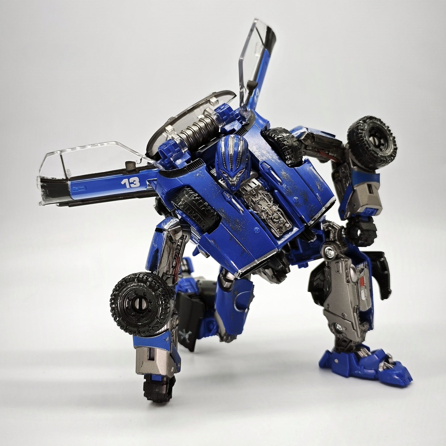 Transformer TW1033 Original Big Blue Warrior Bouncing Ball Car Deformation Robot Toy Model