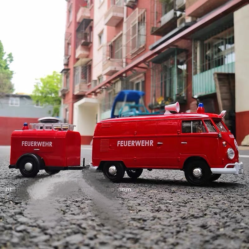 Motormax-1-24-Volkswagen-VW-T1-Fire Truck and Trailer-Diecast-Model