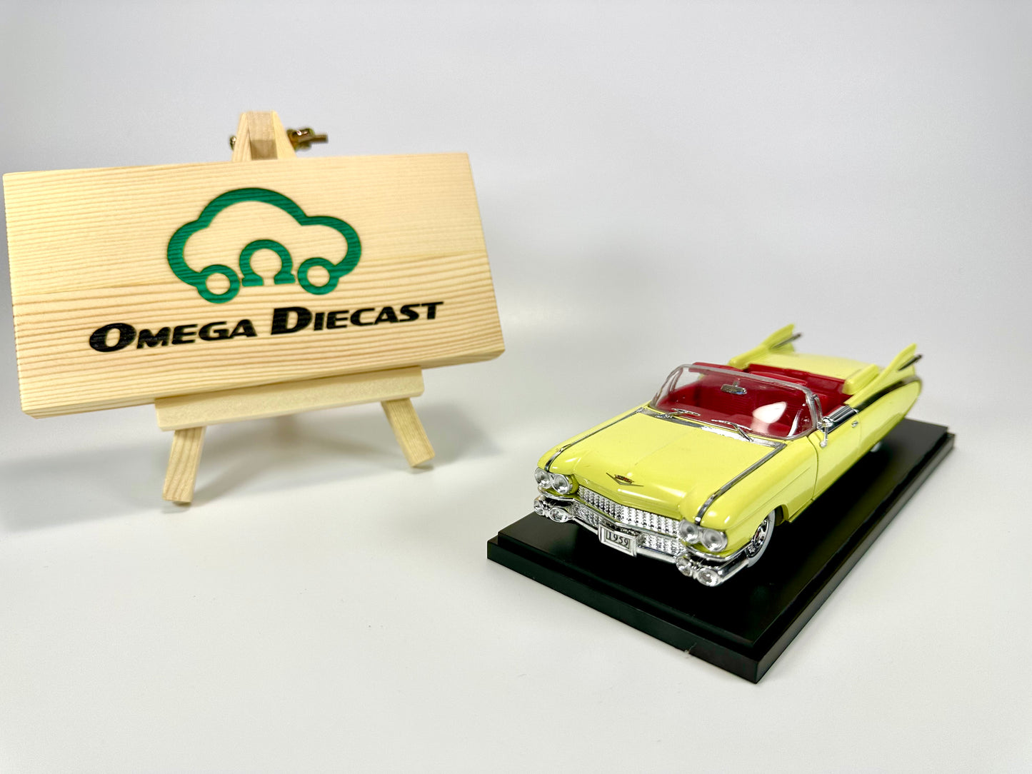 SIGNATURE 1/32 Cadillac Eldorado Biarritz 1959 Classic Car Model