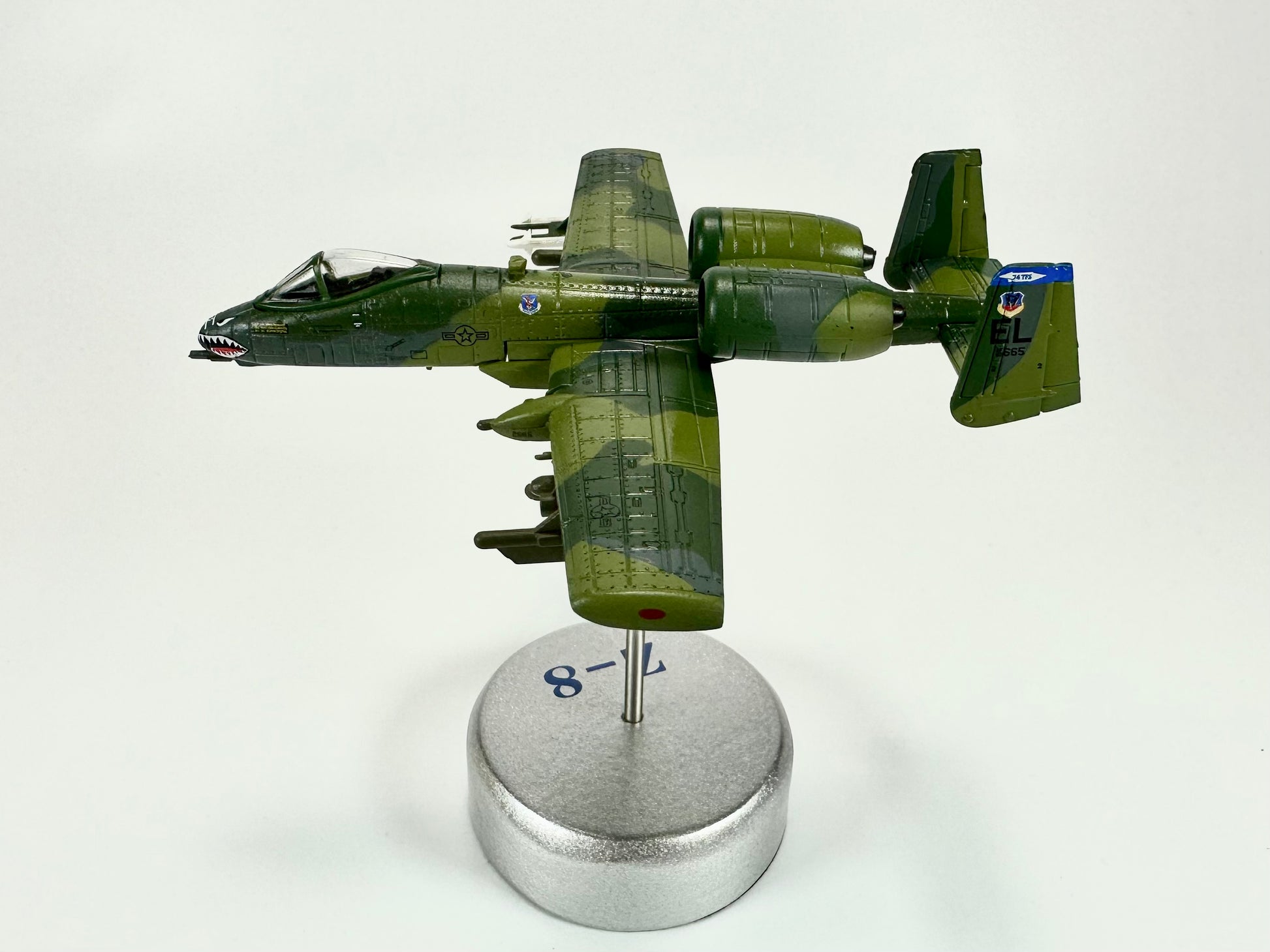 1 144 USA A 10 Thunderbolt II Aircraft Alloy Model Diecast OMEGA