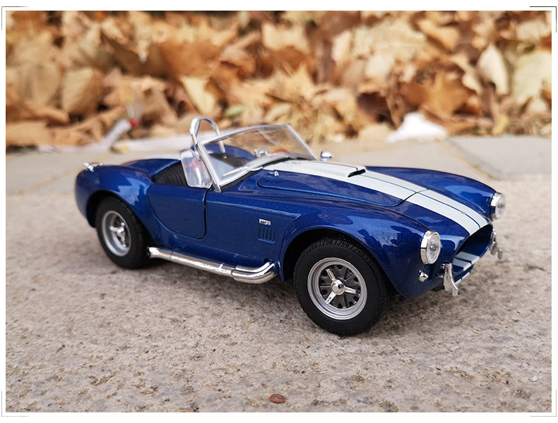 WELLY 1/36 Shelby Cobra 427 S/C 1965 Classic Car Model