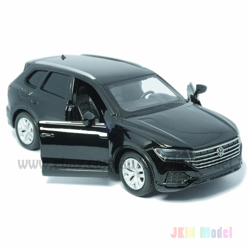 JKM 1/36 Volkswagen Touareg Suv Modern Car Model
